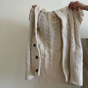Knitted fall vest